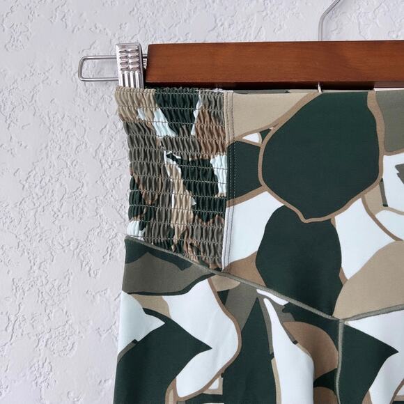 Aerie Green Printed Real Me Smocked Waistband Legging SIze X-Small - Picture 9 of 14